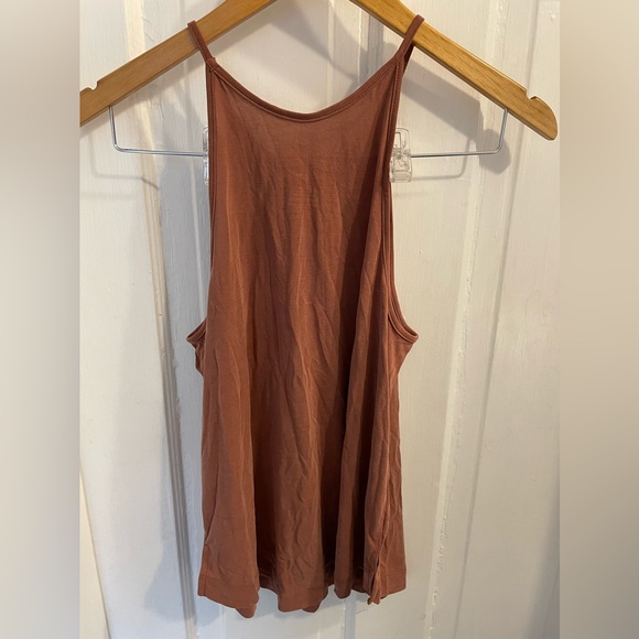American Eagle Soft & Sexy Fringe Tank Top 🦅 - Picture 2 of 3